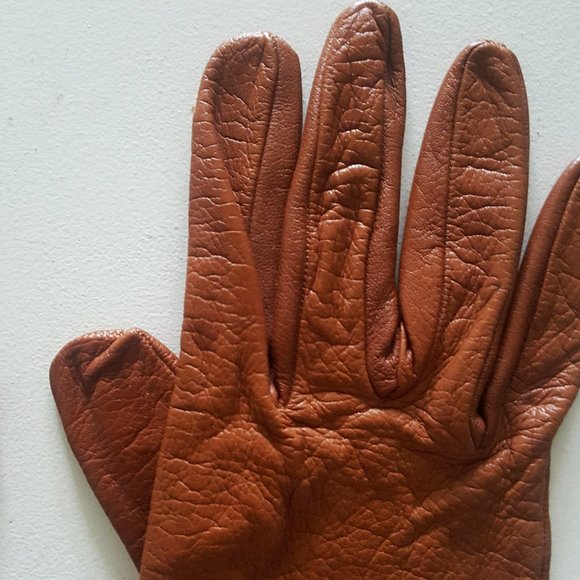 1970’s Buttery Leather Driving Gloves - Picture 4 of 7